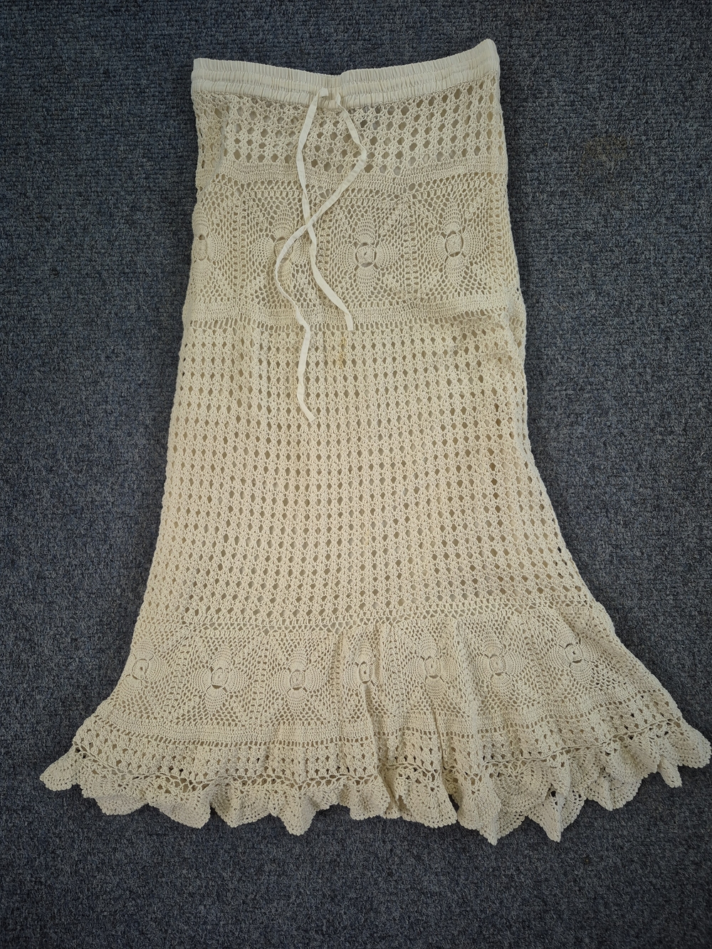Women’s Cream Crochet Maxi Skirt-M